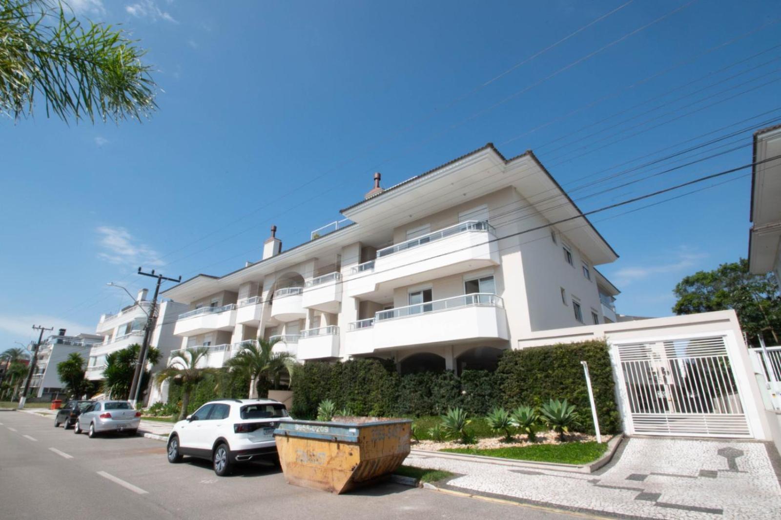 Apto De 4 Dormitorios Em Jurere Internacional Florianopolis Bagian luar foto
